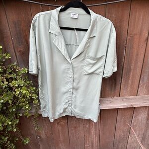 Cotton-On Vacay Short Sleeve : Tinted Sage